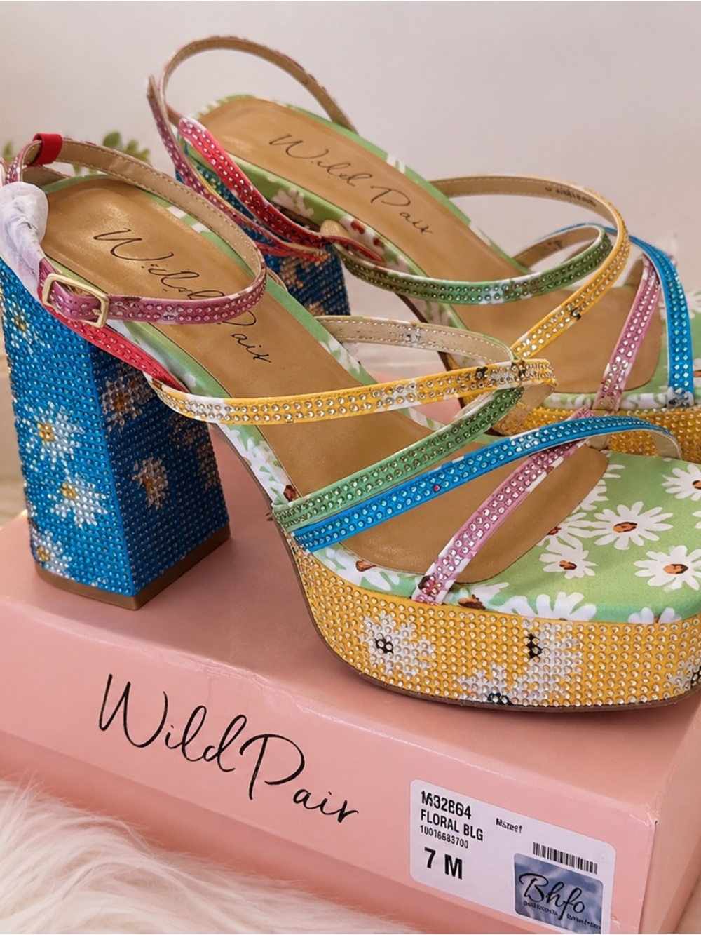 Wild Pair Muzef Floral Rhinestone Platform Block Heel Sandals Size 7M NIB